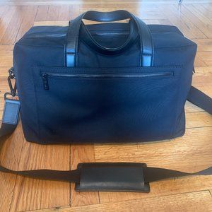 Away Black Standard Size Everywhere Bag